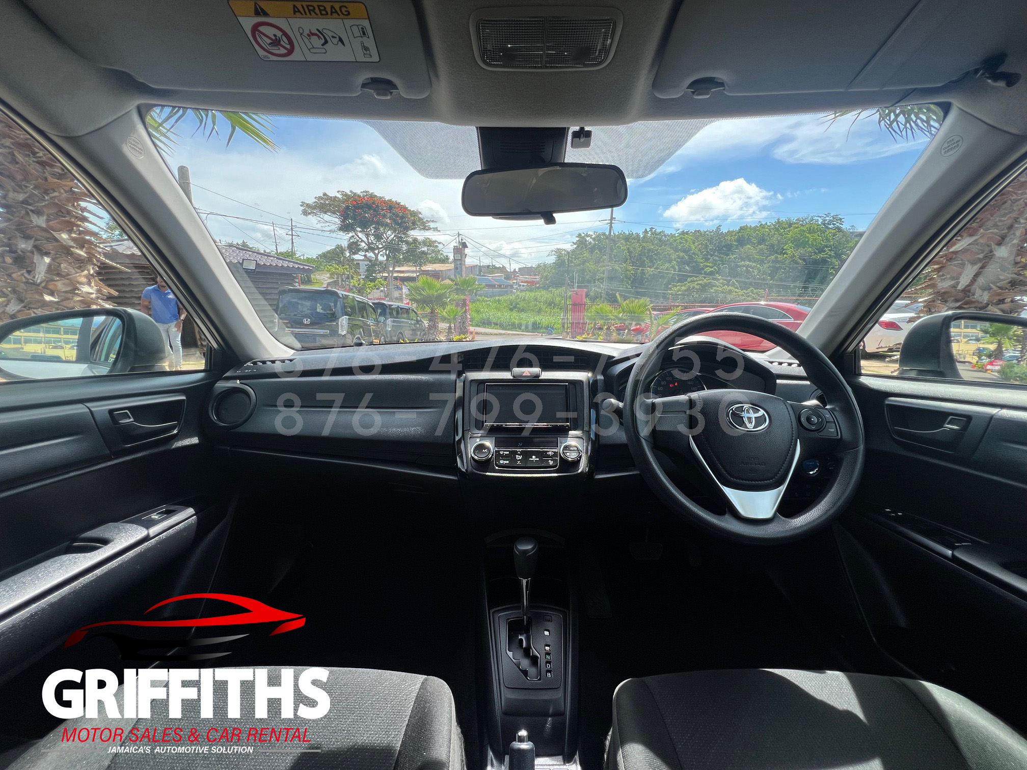Vehicle Image 9